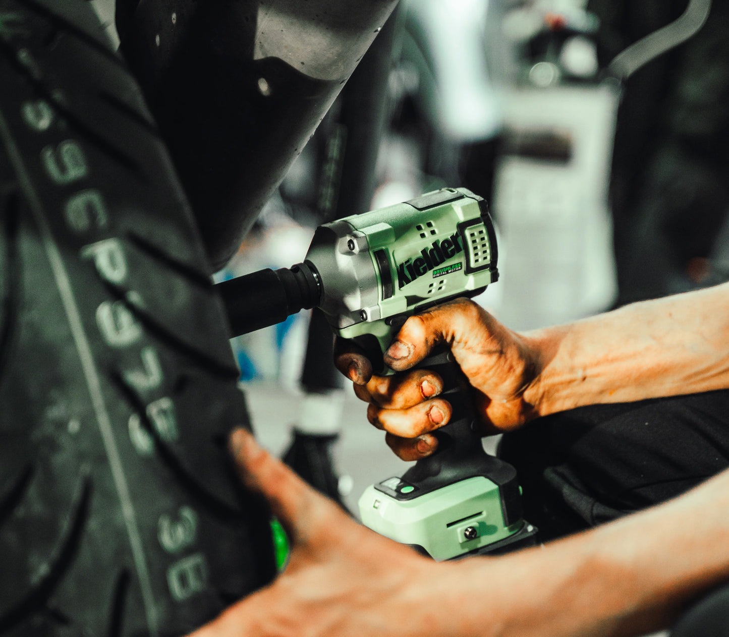 Kielder 18v 1/2" Drive Ultra Compact Impact Wrench Wheel Gun